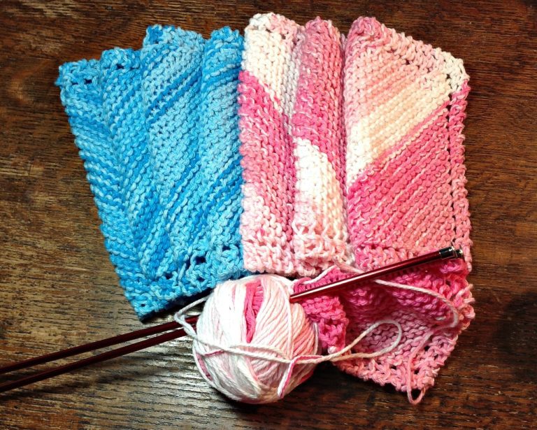 Jane’s Fabric & Quilts – Knit Washcloths