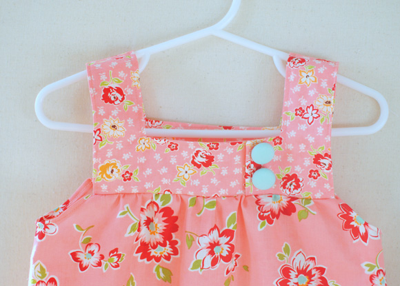 Little Girl Last Minute Easter Dresses {A Family Tradition}
