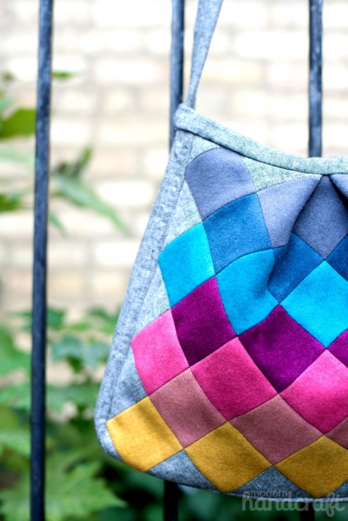 The Fabric Makes the Bag: the Lucy hobo
