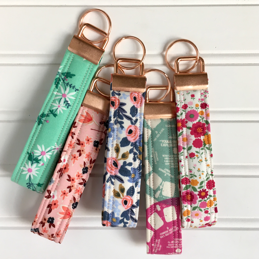 Key Fob Wristlet Tutorial - Stitch Sew Shop